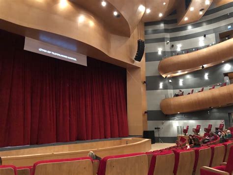 bornova kültür merkezi tiyatro oyunları